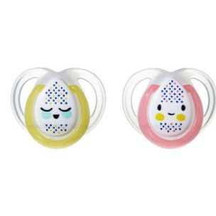 Tommee Tippee Cumlík C2N silikón Night time 0-6m, 2 ks